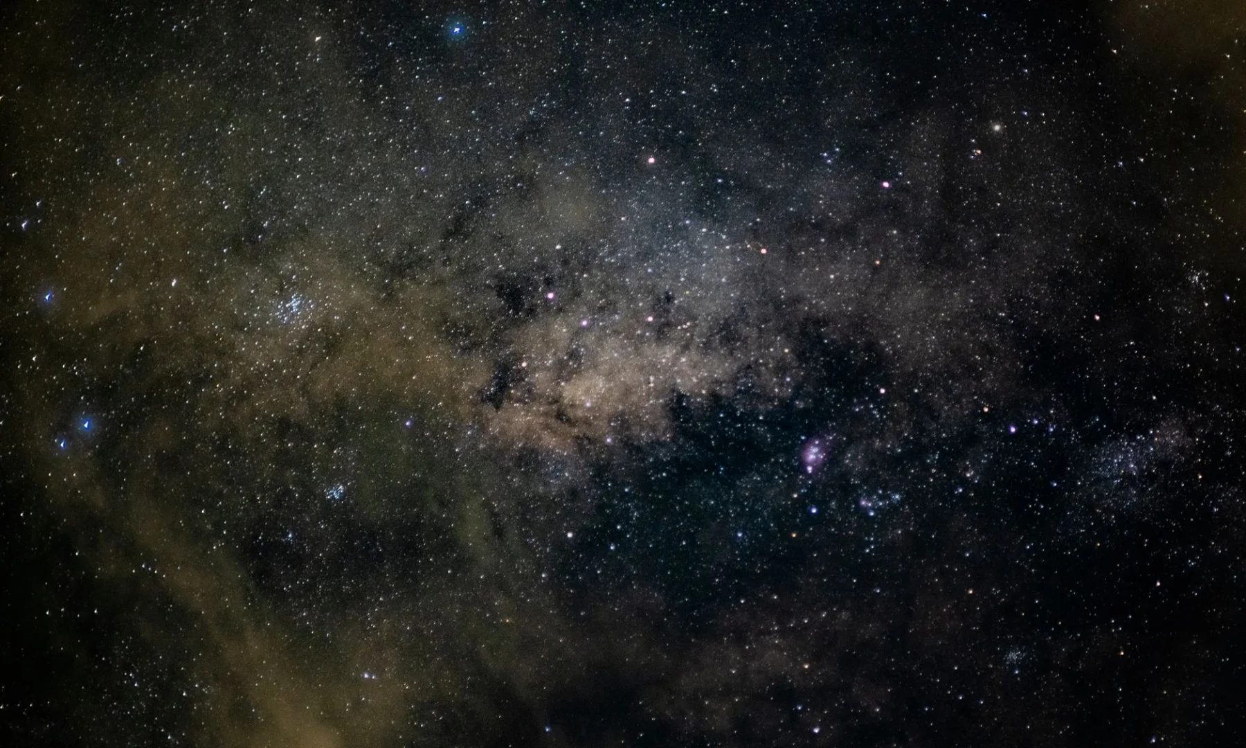 JWST измерил содержание тяжёлых элементов в газе у чёрной дыры Млечного Пути